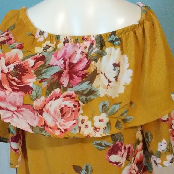 SALE NWT Altar'd State Midi Dress. Size S - Picture 4 of 8